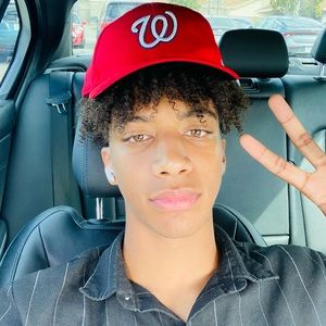 Meet your Posher, Marcellus